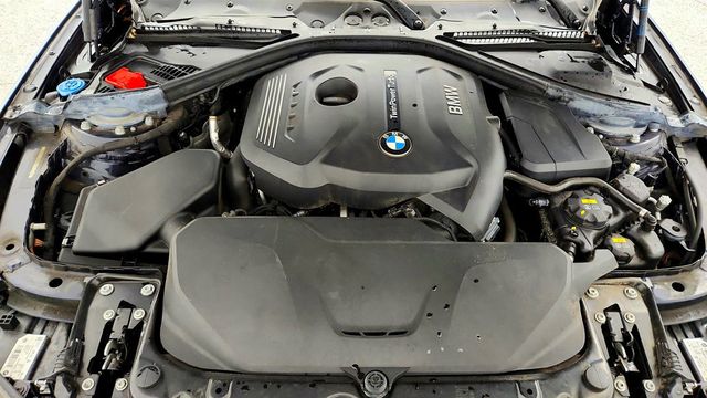 2017 BMW 3 Series 330i xDrive Sedan w/ Premium & Driver Assistance Packages + Nav. - 23021171 - 26