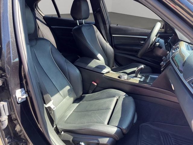 2017 BMW 3 Series 340i - 23011894 - 18