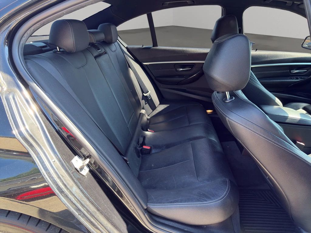 2017 BMW 3 Series 340i - 23011894 - 19