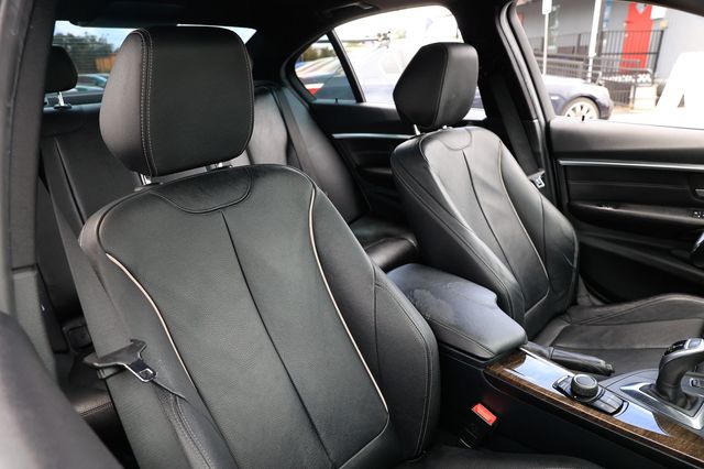 2017 BMW 3 Series 340i - M Sport Sedan - 22913033 - 15