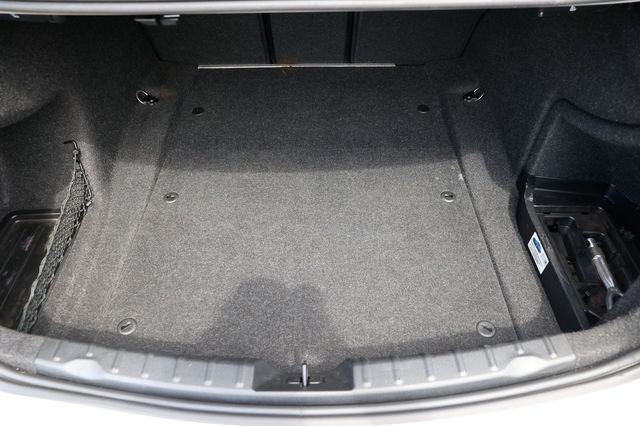 2017 BMW 3 Series 340i - M Sport Sedan - 22913033 - 24