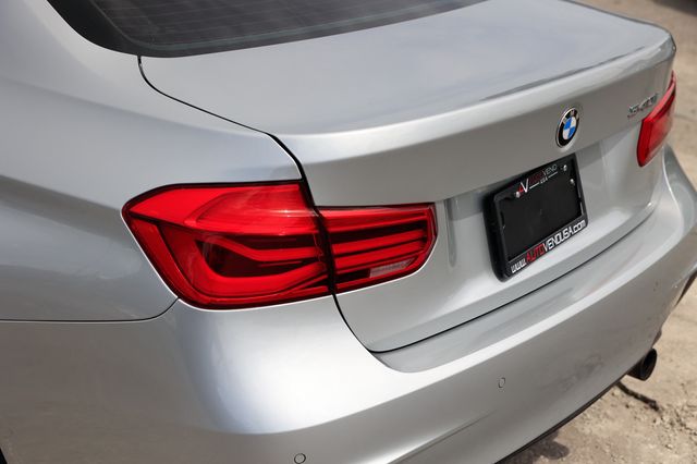 2017 BMW 3 Series 340i - M Sport Sedan - 22913033 - 44