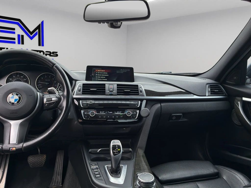 2017 BMW 3 Series 340i xDrive - 23065161 - 14