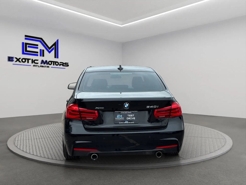 2017 BMW 3 Series 340i xDrive - 23065161 - 3