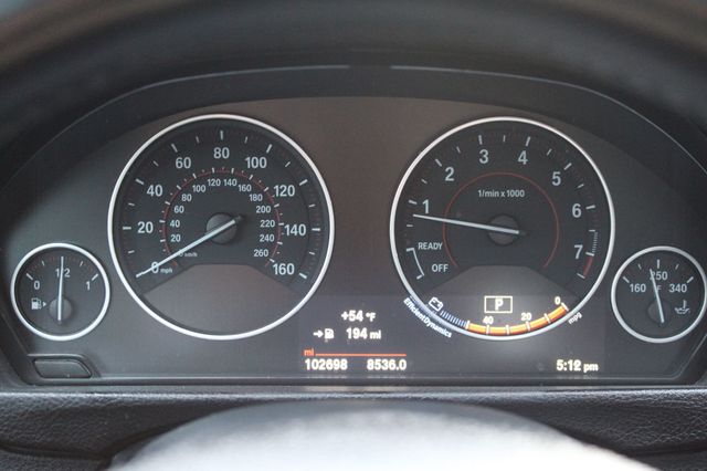 2017 BMW 3 Series 340i xDrive Gran Turismo - 22960806 - 9