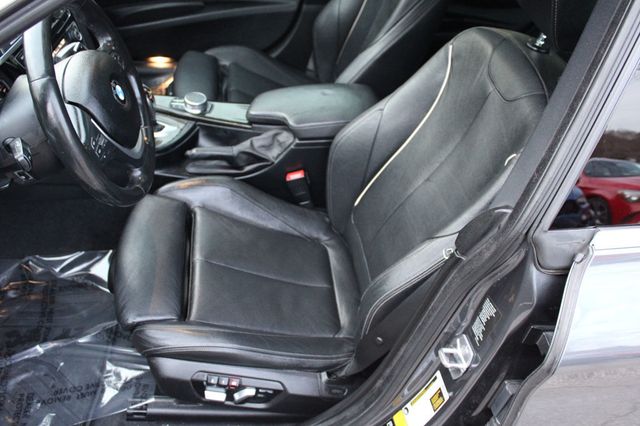 2017 BMW 3 Series 340i xDrive Gran Turismo - 22960806 - 13