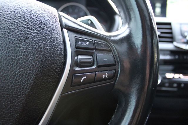 2017 BMW 3 Series 340i xDrive Gran Turismo - 22960806 - 26