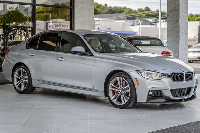 2017 BMW 3 Series 340i xDRIVE SEDAN - NAV - BLUETOOTH - SUPER CLEAN - MUST SEE - 23007539 - 3