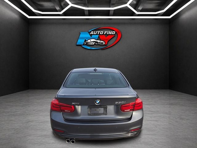 2017 BMW 3 Series AWD, SUNROOF, 18" ALLOY WHEELS, HEATED SEATS, BACKUP CAMERA - 23039696 - 9