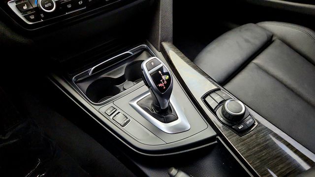 2017 BMW 4 Series 430i xDrive Gran Coupe SULEV with M Sport Package & 19'' Wheels - 22978813 - 16