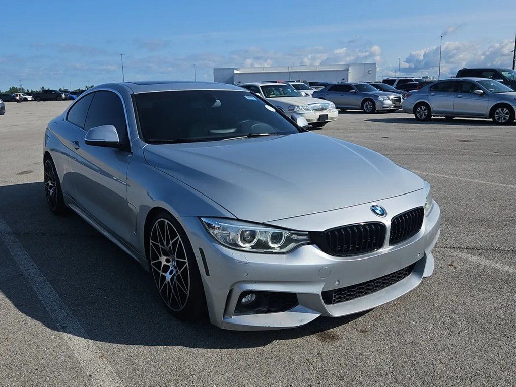 2017 BMW 4 Series 440i xDrive - 23058981 - 5