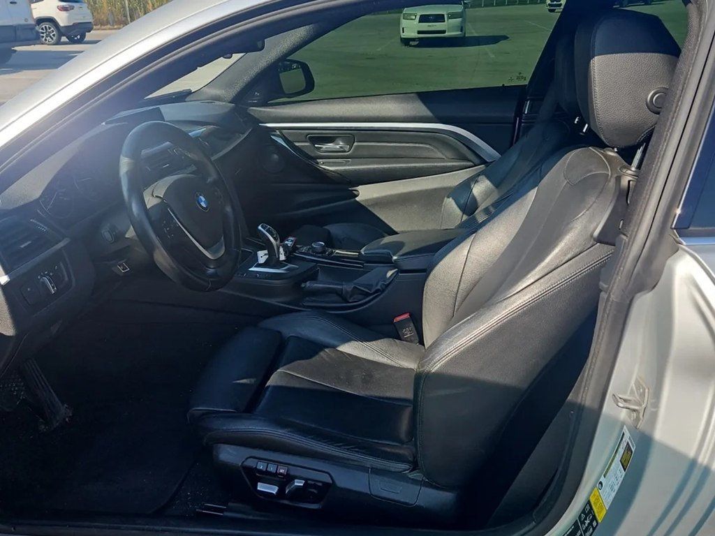 2017 BMW 4 Series 440i xDrive - 23058981 - 7