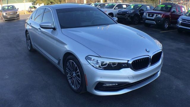 2017 BMW 5 Series 530i - 22748253 - 1