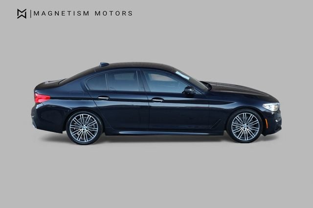 2017 BMW 5 Series 530i - 22946041 - 1
