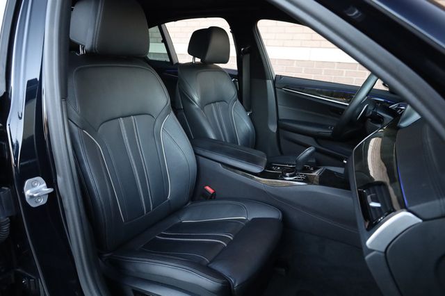 2017 BMW 5 Series 530i - 22946041 - 22