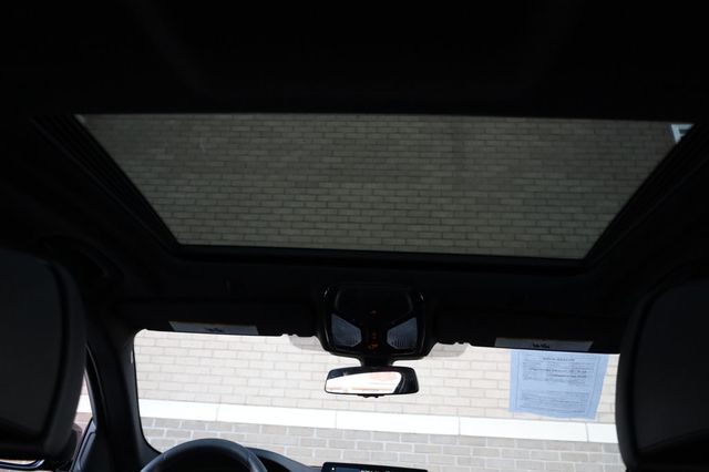 2017 BMW 5 Series 530i - 22946041 - 30