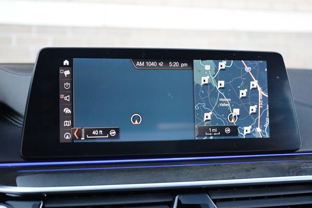 2017 BMW 5 Series 530i - 22946041 - 31