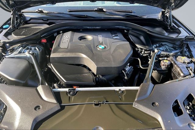 2017 BMW 5 Series 530i - 22994094 - 40