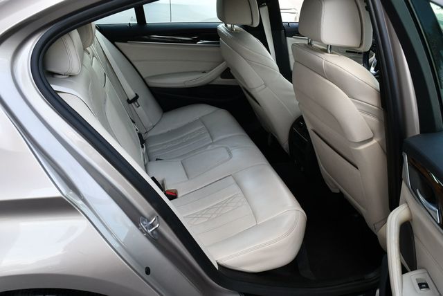 2017 BMW 5 Series 530i Sedan W/Premium and Luxury Seating Packages - 23044401 - 16