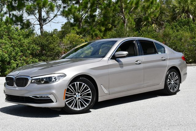 2017 BMW 5 Series 530i Sedan W/Premium and Luxury Seating Packages - 23044401 - 18