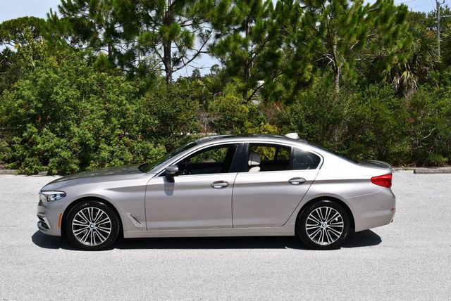 2017 BMW 5 Series 530i Sedan W/Premium and Luxury Seating Packages - 23044401 - 20