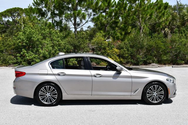 2017 BMW 5 Series 530i Sedan W/Premium and Luxury Seating Packages - 23044401 - 30
