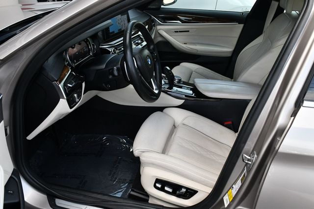 2017 BMW 5 Series 530i Sedan W/Premium and Luxury Seating Packages - 23044401 - 38