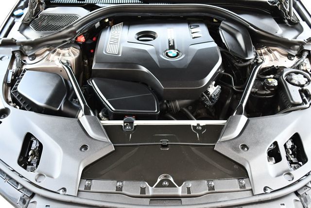 2017 BMW 5 Series 530i Sedan W/Premium and Luxury Seating Packages - 23044401 - 59