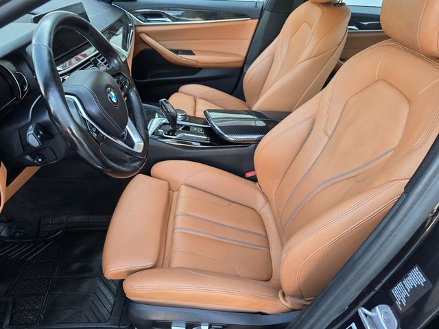2017 BMW 5 Series 530i xDrive - 23048749 - 7