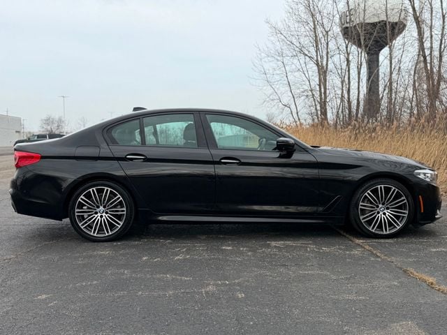 2017 BMW 5 Series 530i xDrive - 22993402 - 14