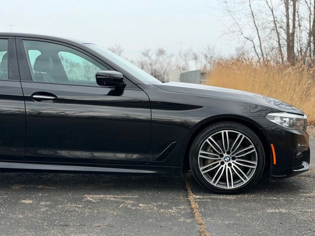 2017 BMW 5 Series 530i xDrive - 22993402 - 15