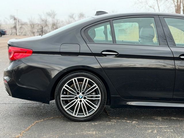 2017 BMW 5 Series 530i xDrive - 22993402 - 16