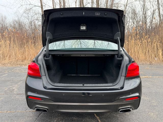 2017 BMW 5 Series 530i xDrive - 22993402 - 32