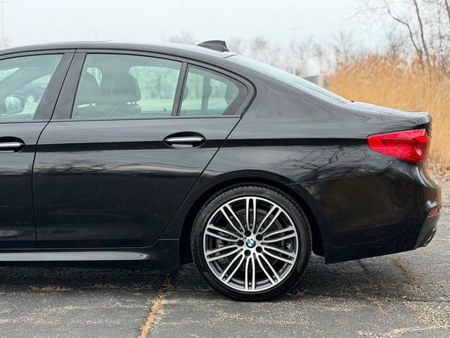 2017 BMW 5 Series 530i xDrive - 22993402 - 8