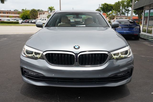 2017 BMW 5 Series 530i xDrive - 23035668 - 22