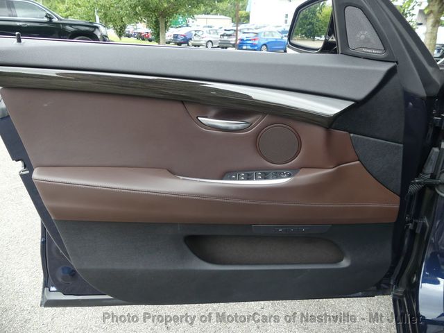 2017 BMW 5 Series 535i Gran Turismo - 22562334 - 15