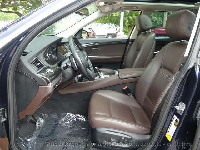 2017 BMW 5 Series 535i Gran Turismo - 22562334 - 19