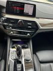 2017 BMW 5 Series 540i - 22606487 - 37