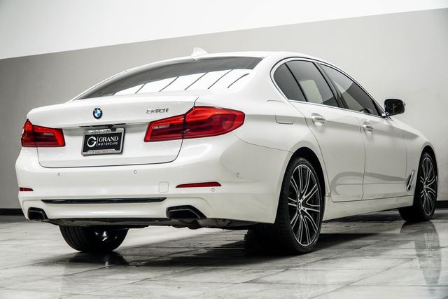 2017 BMW 5 Series 540i - 22910238 - 11