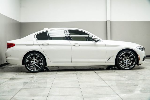 2017 BMW 5 Series 540i - 22910238 - 5