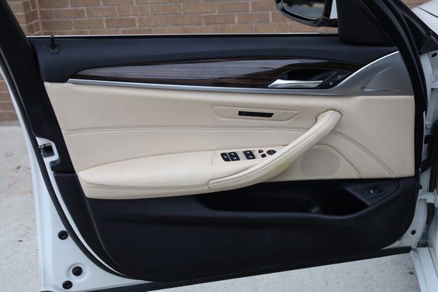 2017 BMW 5 Series 540i - 22947449 - 12