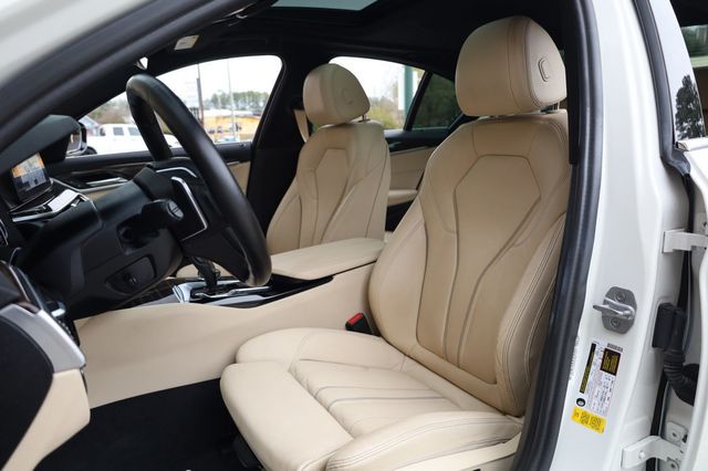 2017 BMW 5 Series 540i - 22947449 - 14