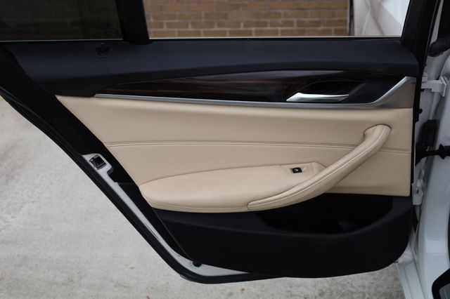 2017 BMW 5 Series 540i - 22947449 - 15