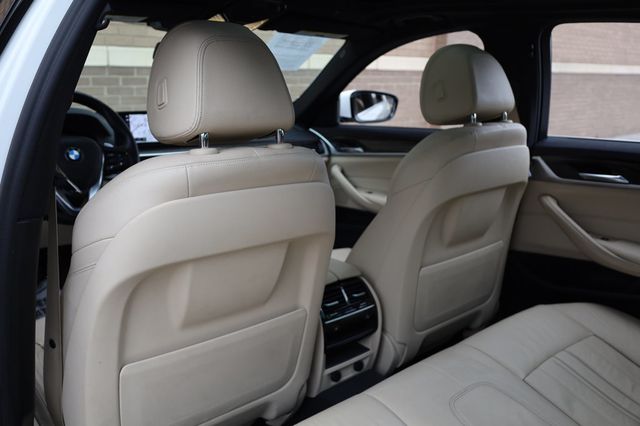 2017 BMW 5 Series 540i - 22947449 - 16