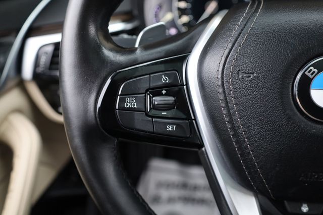 2017 BMW 5 Series 540i - 22947449 - 28