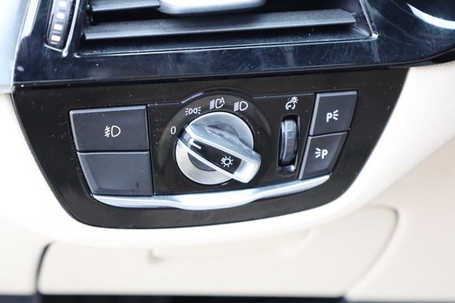 2017 BMW 5 Series 540i - 22947449 - 30