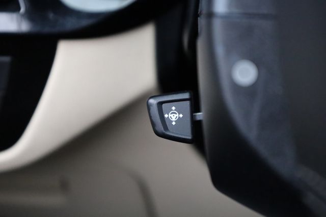 2017 BMW 5 Series 540i - 22947449 - 31