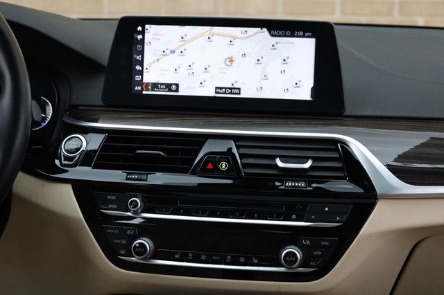 2017 BMW 5 Series 540i - 22947449 - 34