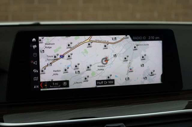 2017 BMW 5 Series 540i - 22947449 - 35