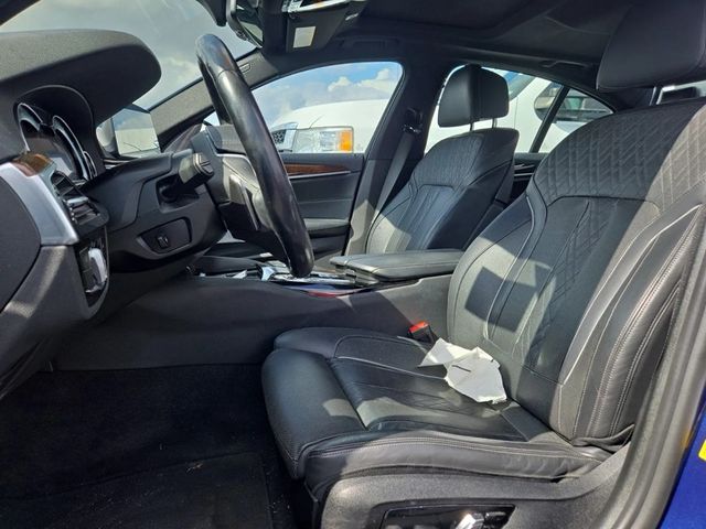 2017 BMW 5 Series 540i - 22999157 - 3